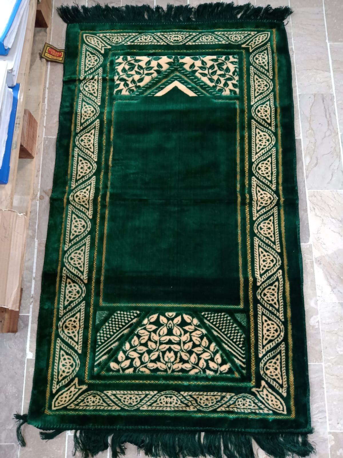 Luxury Butt Prayer Mats , Comfortable and High Quality Prayer mats. Available in different colors and designs. Order yours now from our website.